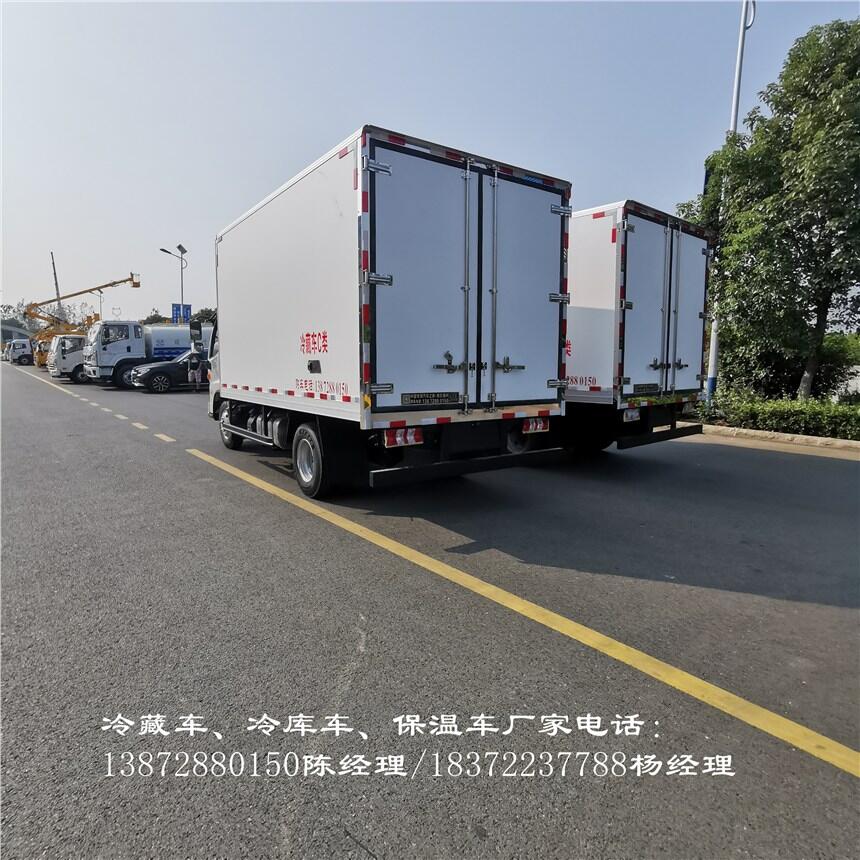 南京市国六雪龙4米2冷藏保温车 